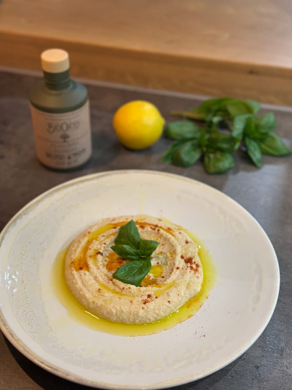 HUMUS